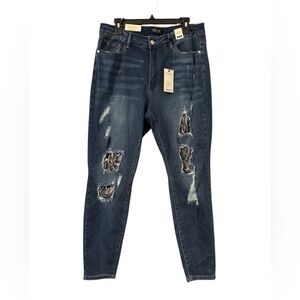 JUDY BLUE 18W Blue Python Patch Skinny Fit Jeans Women Distressed Snake Mid Rise